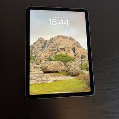 iPad Air 5th gen 64 GB - M1