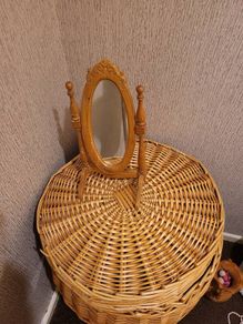 mirror