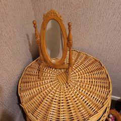 mirror