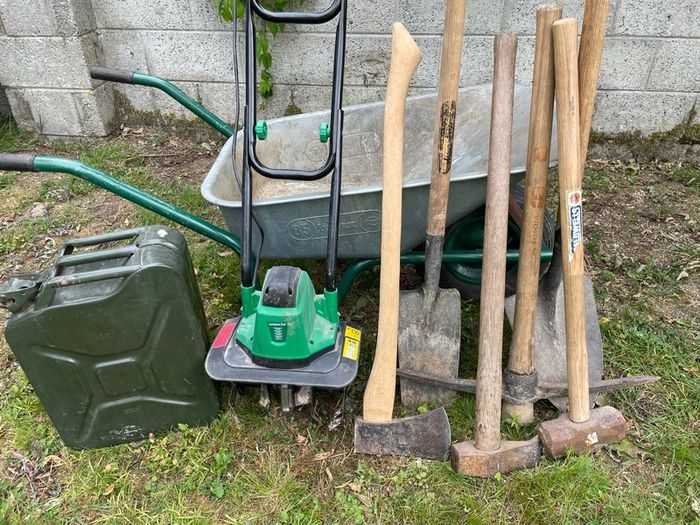 garden tools