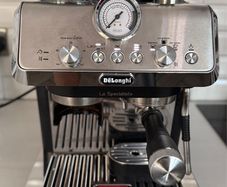 DeLonghi La Specialista Espresso Machine