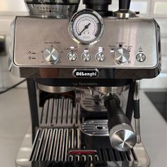 DeLonghi La Specialista Espresso Machine