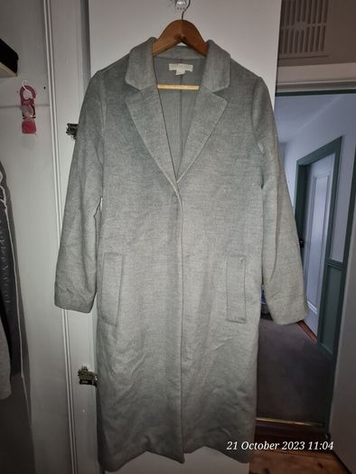 H&M felted light grey long coat - size IE 8 / EU 36 (big fit)