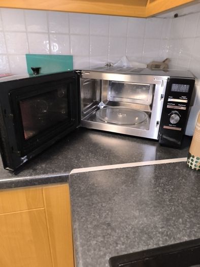 Dimplex Black Microwave (Model: 980536)