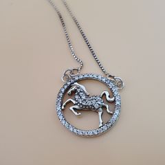 925 Sterling Silver Horse Pendant Necklace Round CZ Stone Circle Design Jewelry