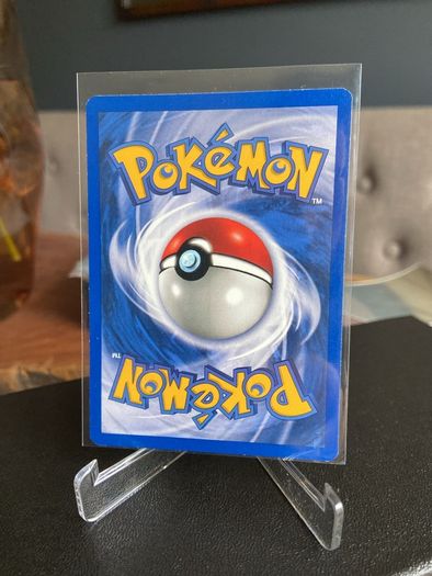 Pokemon Base set Kakuna 33/102 Near Mint Condition
