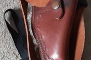 leather shoulder holder