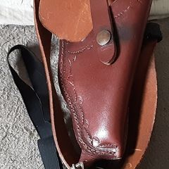 leather shoulder holder