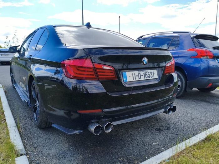 BMW 5-Series 2011