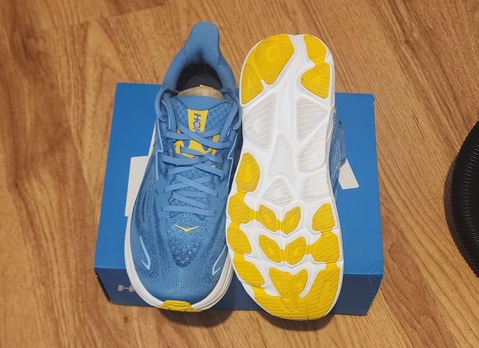 hoka clifton 10s
