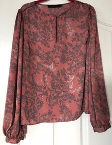 House of Harlow blouse