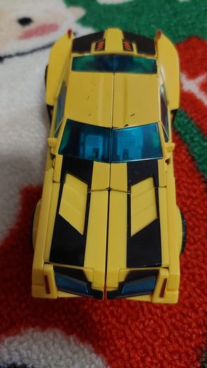 Transformer / toy / bumblebee