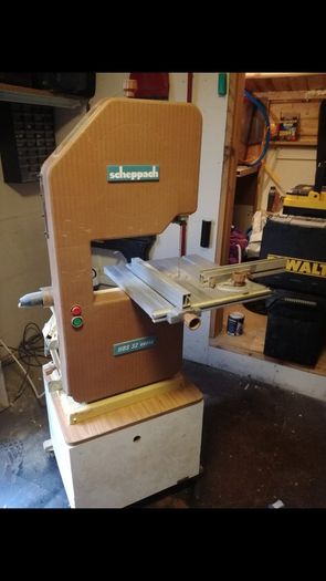 Broken power tools bought/repaired