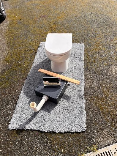 Sonas VIA rimless comfort Toilet plus concealed cistern