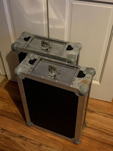 CDJ-2000 Nexus + Hard Cases