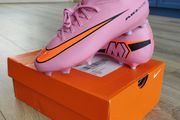 Nike Kids Football Boots UK Size 2