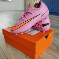 Nike Kids Football Boots UK Size 2