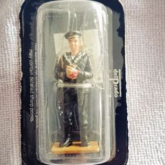 Collectible figurine