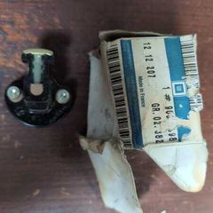 Genuine Opel (GM) Ignition Distributor Rotor Arm  Part Number: 90376979
