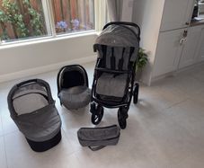 Venicci Travel System