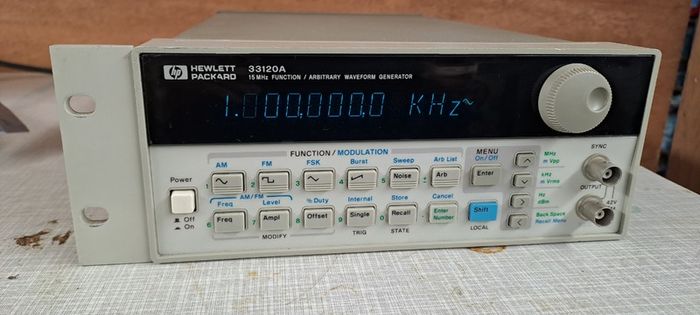 HP 33120A 15MHz Arbitrary Waveform Generator