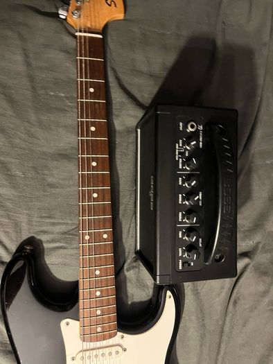 Fender Stratocaster squier Electric Guitar and boss katana mini Amplifier kit