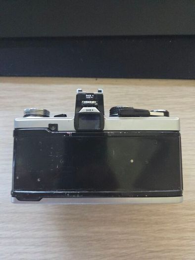 Olympus OM2N 35mm camera and Zuiko f1.4 50mm lens