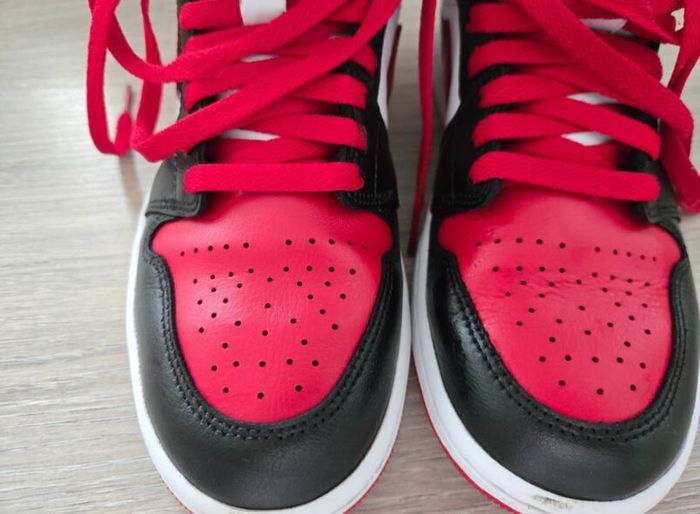 nike jordans