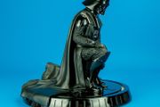 Kneeling Vader Gentle Giant Statue