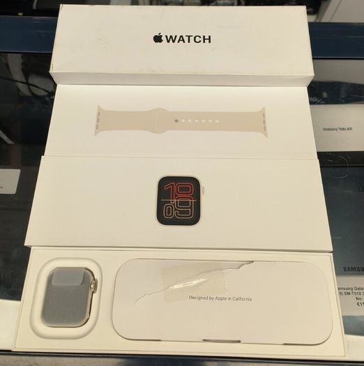 Apple Watch Se 3rd Gen 40mm Starlight Wifi + Gps M/l (not Used)