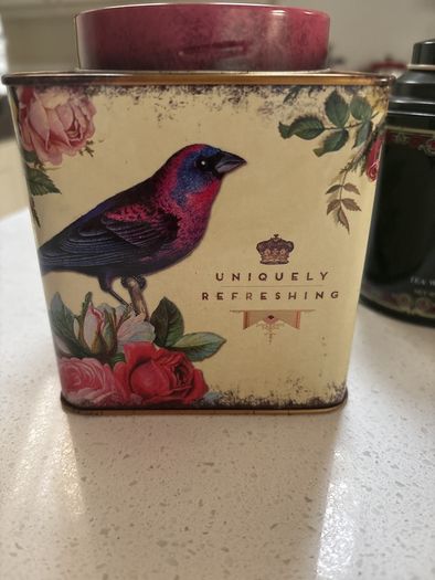 Vintage Tea Caddy - Nostalgia by Siam Selection Air Tight colourful tea caddy and Free Harrods Pure Garden Fresh Assam Tea - airtight round tea caddy