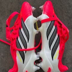 Football boots (soft ground)