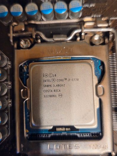 Msi B75ma-p45 + Intel I7-3770 + 16gb Ddr3 + Gt 630 2gb + Cooler