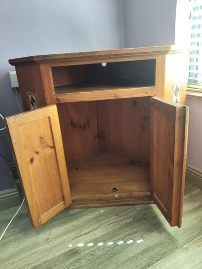 TV corner unit