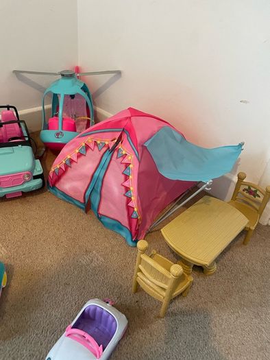 Barbie Dream House and Playsets