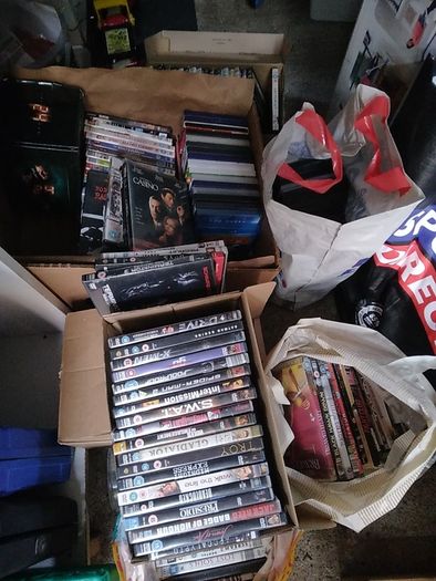 Dvds -Bulk