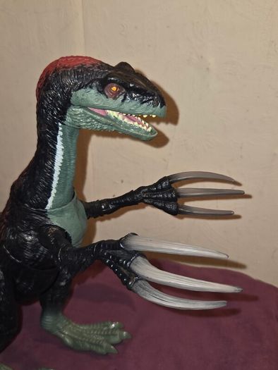 Jurassic World Dominion Sound Slashin' Therizinosaurus - Fully working
