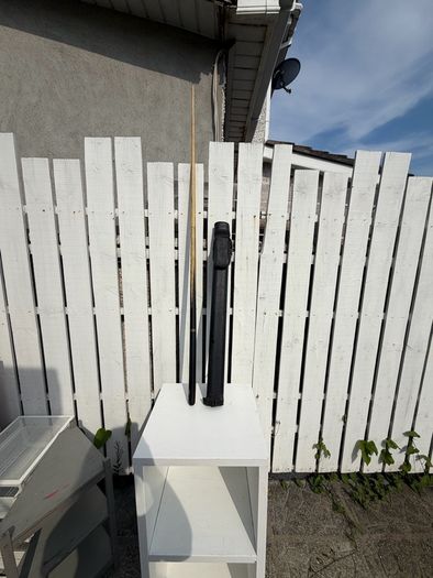 Snooker Pool Cue with Carry Case