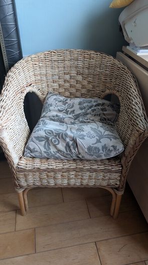 Wicker chair