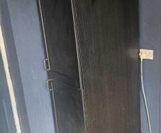 Kitchen fridge freezer unit