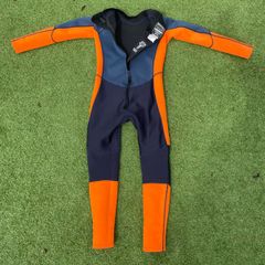 wet suit kids size age 11-12 never worn