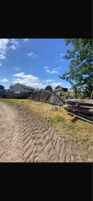 24 foot hay shed & 20 lean to - trusses & sheeting
