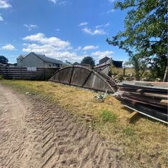 24 foot hay shed & 20 lean to - trusses & sheeting