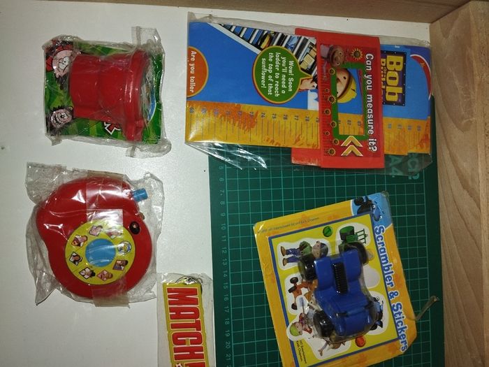 Retro & Kids Toy Bundle  Mixed Lot with Figures & Games