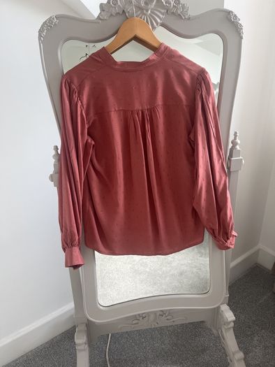 BNWT Rowen Avenue Blouse Size S
