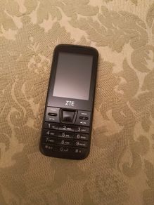 ZTE F320 Mobile Phone