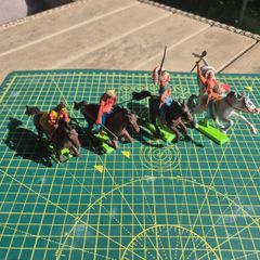 toy soldiers