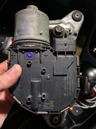 wiper motor