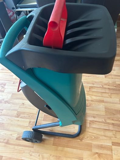 Bosch garden shredder Axt 2000