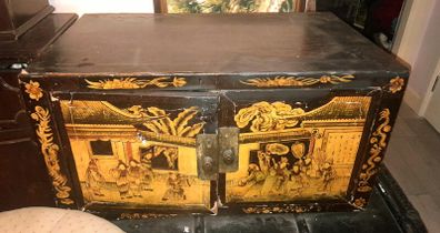 Antique hand painted Chinese chest